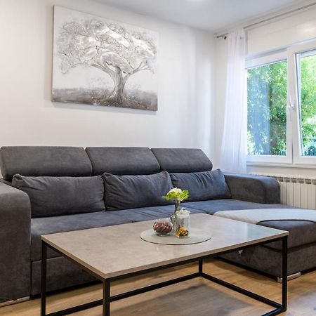 Kuca Za Odmor Palma Apartment Zagreb Luaran gambar