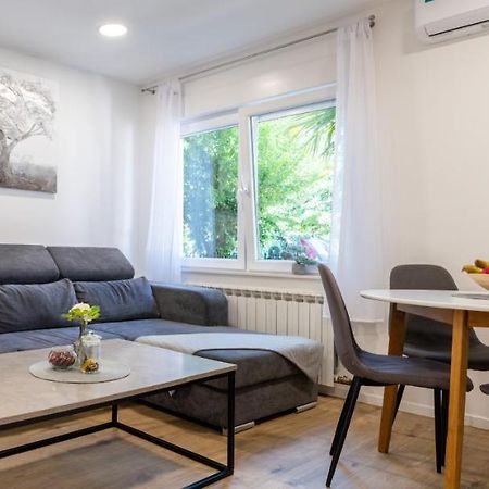 Kuca Za Odmor Palma Apartment Zagreb Luaran gambar